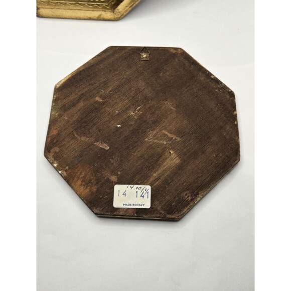 Vintage Italian Antiqued Florentine Plaques Paintings Set of 2 Hexagon Shaped - Picture 5 of 9